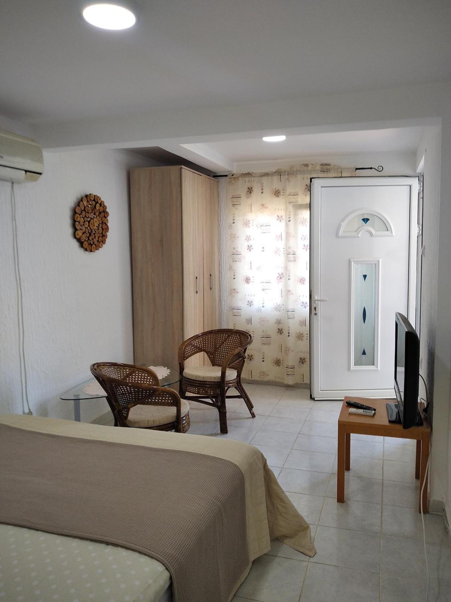 Aparttoni Dobra Voda Exterior foto